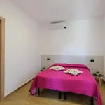 2 Bedroom Amazing In *