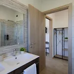 2 Bedroom Amazing In Apartment *