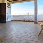 2 Bedroom Amazing In Apartment *