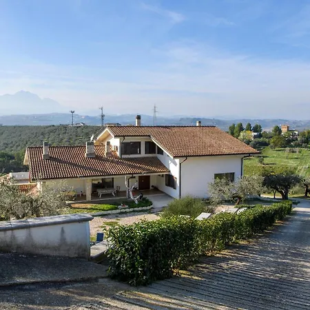 2 Bedroom Cozy In Moscufo