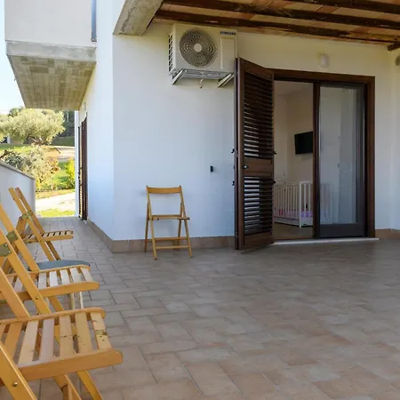 2 Bedroom Cozy In Appartamento