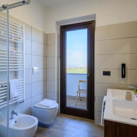 2 Bedroom Cozy In Apartment Moscufo