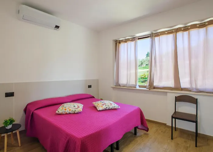 Апартаменты 2 Bedroom Cozy In