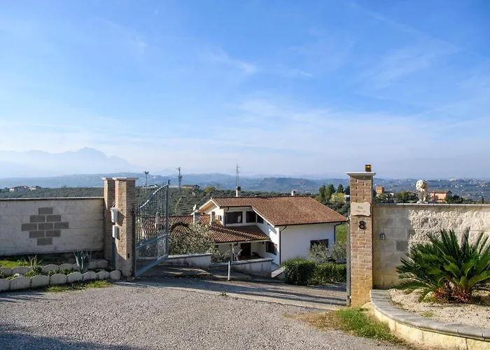 2 Bedroom Cozy In Διαμέρισμα