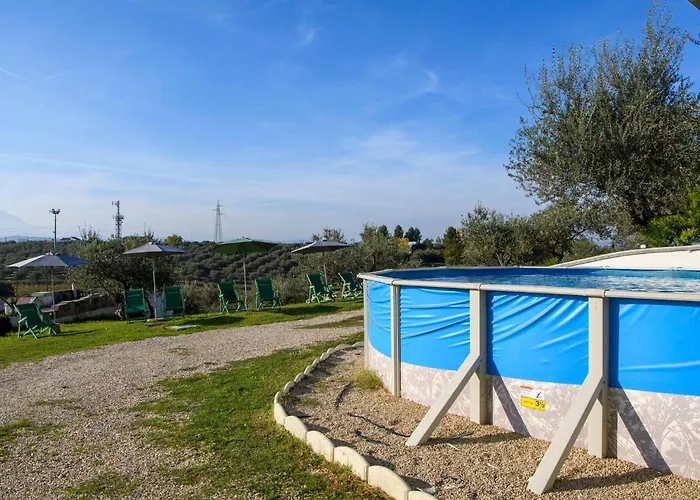 2 Bedroom Cozy In Διαμέρισμα *